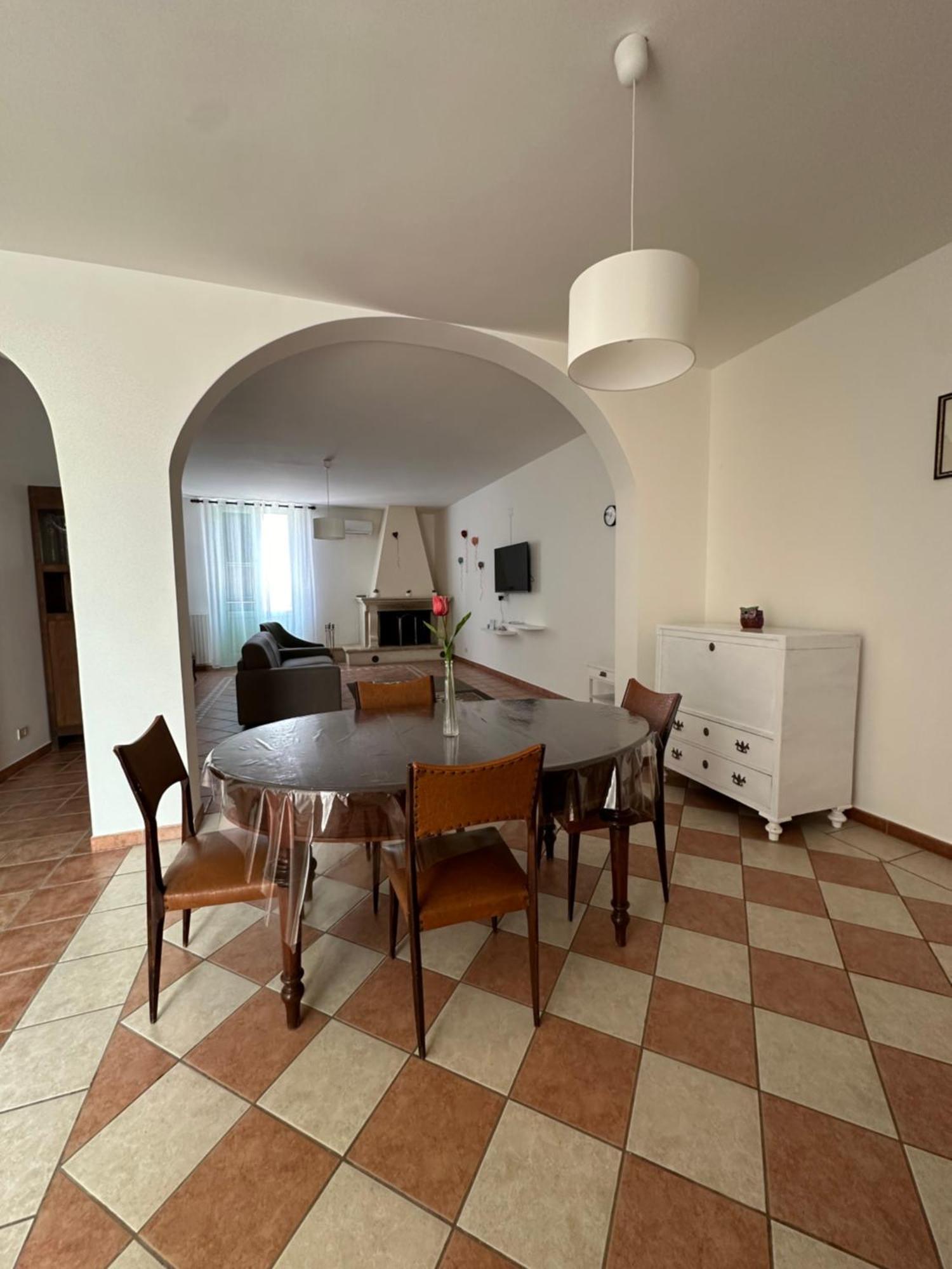 Palazzo Dei Pavoni Apartment Brindisi Exterior photo